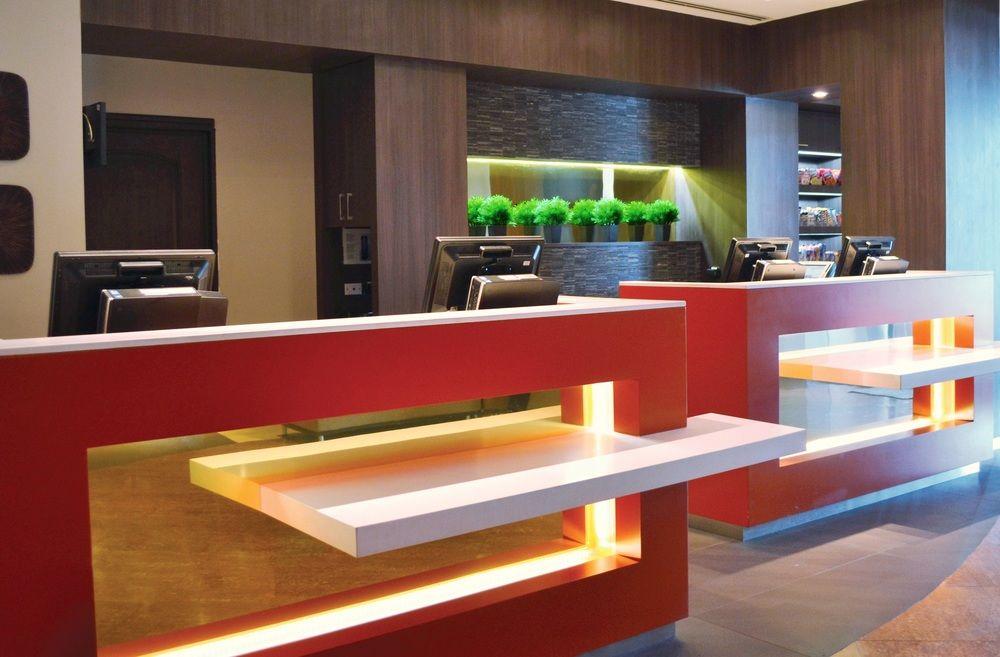 คอร์ตยาร์ด ซานซัลวาดอร์ Hotel ภายนอก รูปภาพ